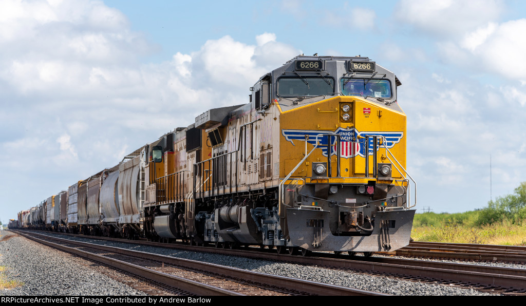 SB UP Manifest at S. Sinton